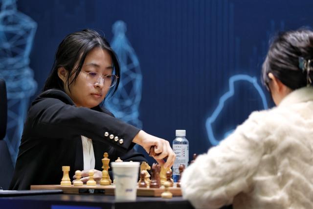 开元棋牌试玩国际棋联女子世界冠军赛开枰首